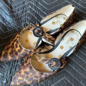 Boden Brown and Black Flats with Classic Design